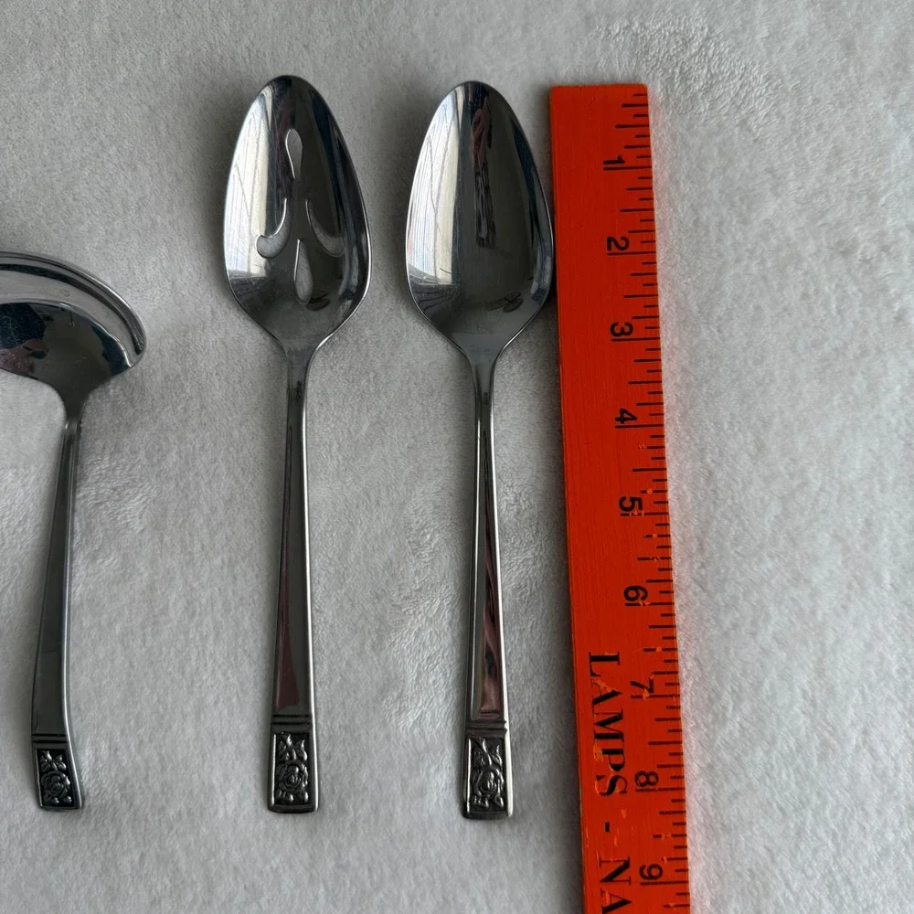 Vintage International Deluxe 5 Pc. Serving Utensil Set Rose Pattern‎ Spoons Fork
